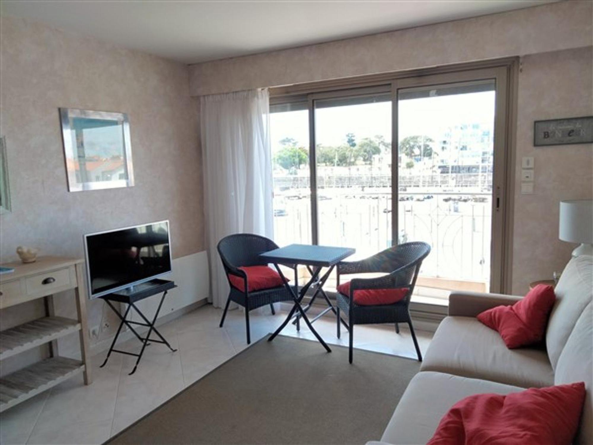Studio Alcove - Face Au Chenal, 50M Plage/Port, 700M Centre-Ville, Capacite 3 Pers., Confort Moderne - Fr-1-331-202 Ле-Сабль-д’Олон Экстерьер фото