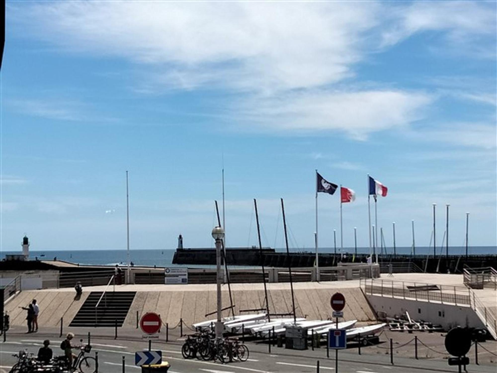 Studio Alcove - Face Au Chenal, 50M Plage/Port, 700M Centre-Ville, Capacite 3 Pers., Confort Moderne - Fr-1-331-202 Ле-Сабль-д’Олон Экстерьер фото