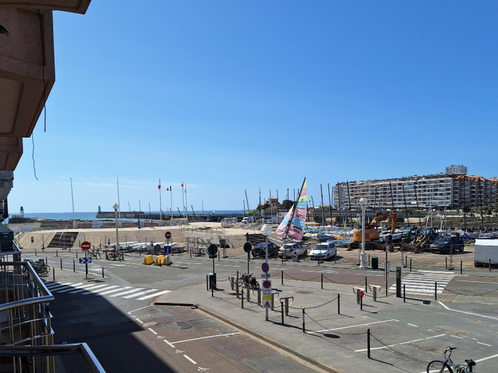 Studio Alcove - Face Au Chenal, 50M Plage/Port, 700M Centre-Ville, Capacite 3 Pers., Confort Moderne - Fr-1-331-202 Ле-Сабль-д’Олон Экстерьер фото